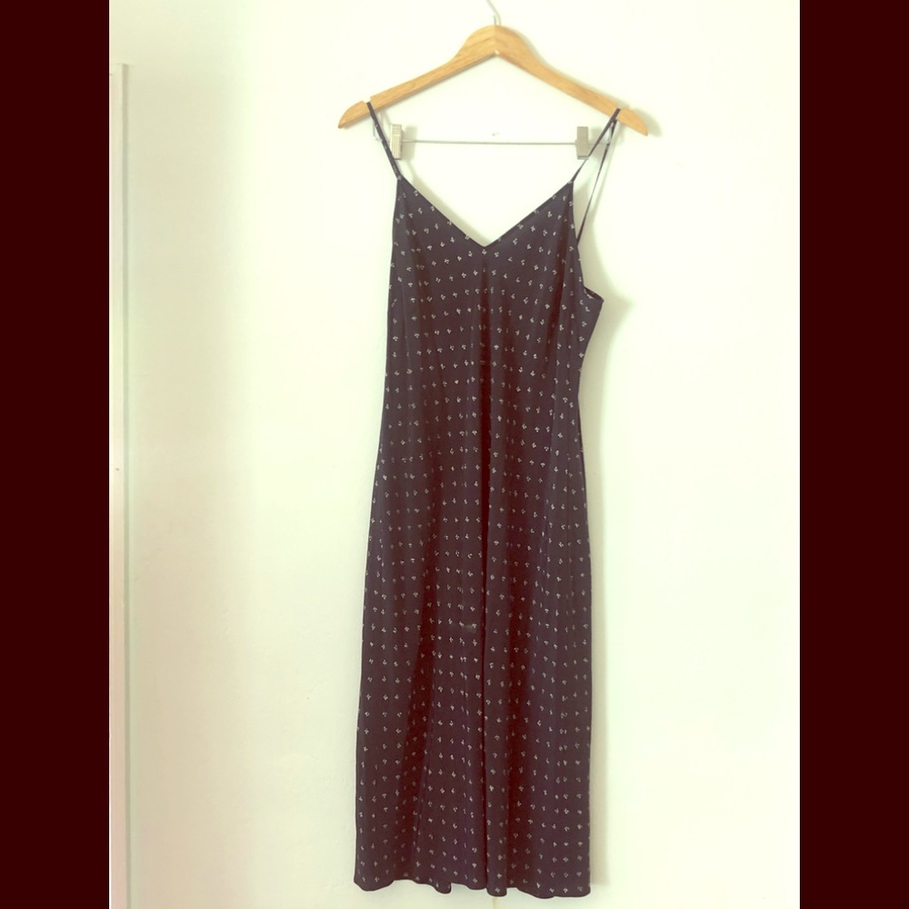 Silk Navy blue long free by Vince